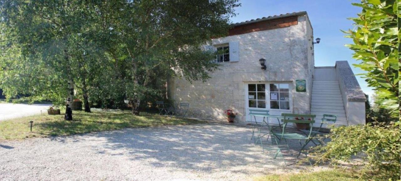 Chambres D'Hotes Domaine Le Fragnaud Saint-Porchaire Zewnętrze zdjęcie